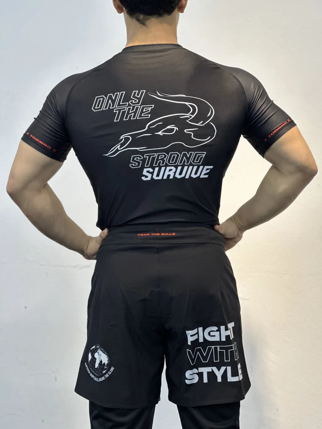 Only the strong survive Rashguard